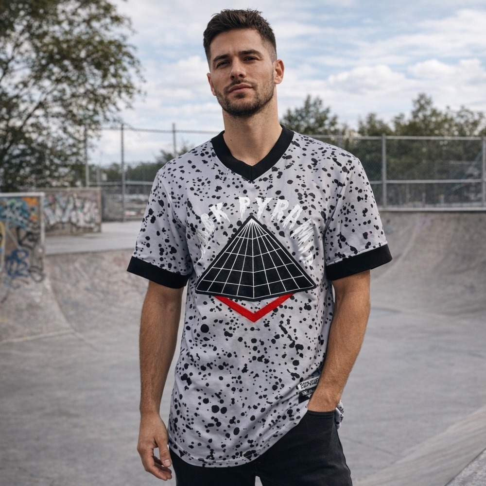 Black Pyramid Mens Grey Paint Splatter Jersey Shirt Small Chris Brown Streetwear